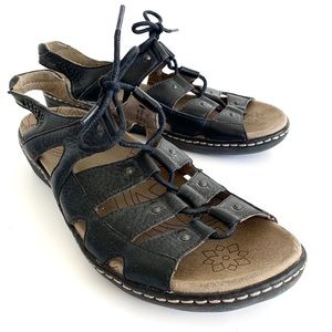taos zeal sandal